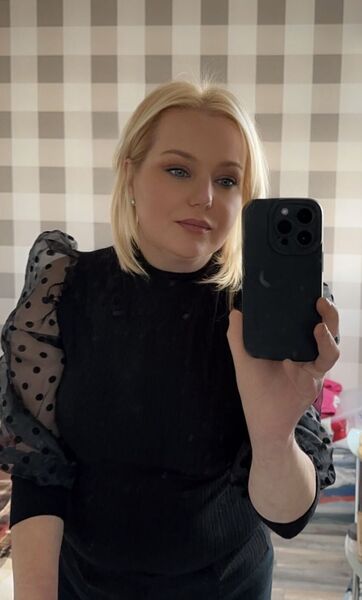  ,   Ksenia, 48 ,   c 