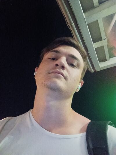  ,   Maxim, 23 ,   ,   