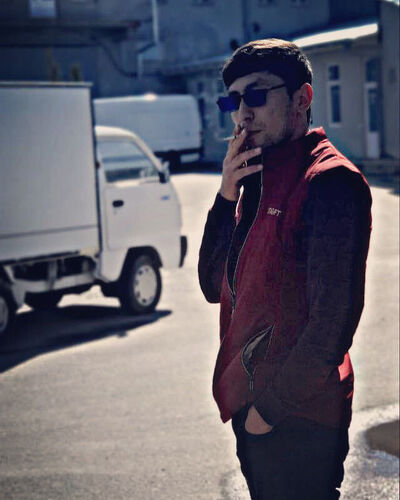  ,   Aslambek, 25 ,   ,   