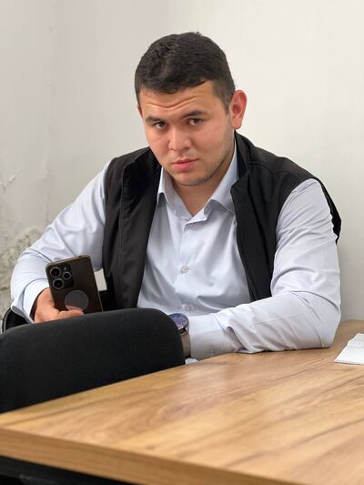  ,   Elyor, 22 ,   ,   