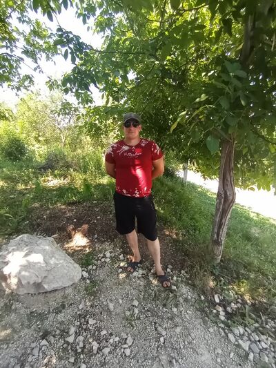  ,   Denis, 32 ,   ,   , c 