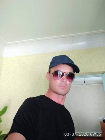  ,   Farid, 46 ,   ,   , c , 