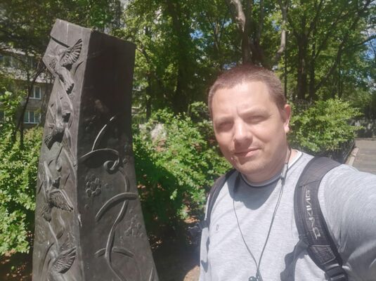  ,   Anatoly, 41 ,   ,   , c , 