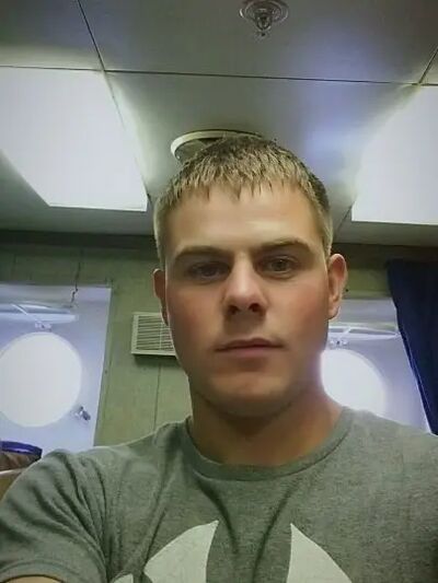  ,   Artem, 33 ,   ,   , c 