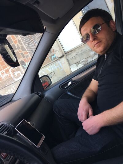  ,   Sam, 31 ,   ,   