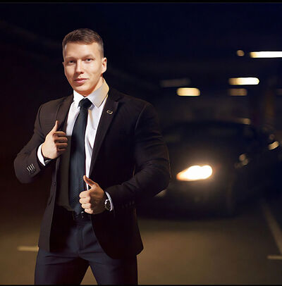  -,   Roman, 33 ,   ,   