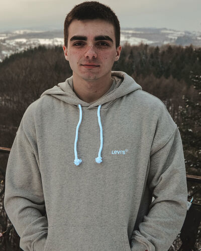 ,   Vladyslav, 21 ,   ,   