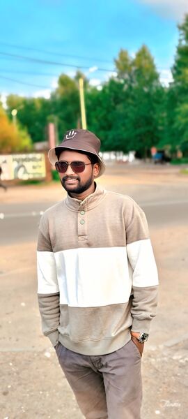  ,   Rajesh, 28 ,   ,   