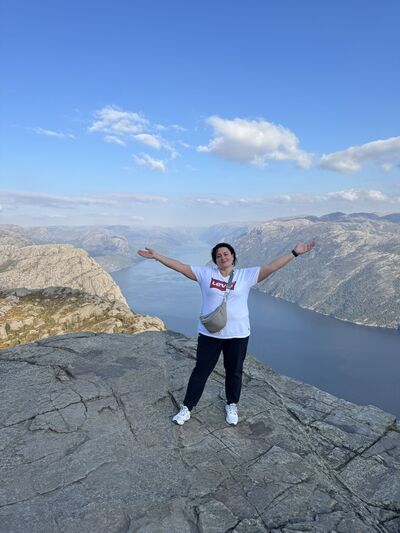  ,   Liudmila, 43 ,   c , 