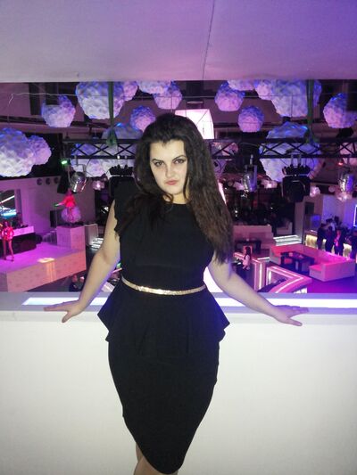  ,   Milana, 30 ,   ,   , c 