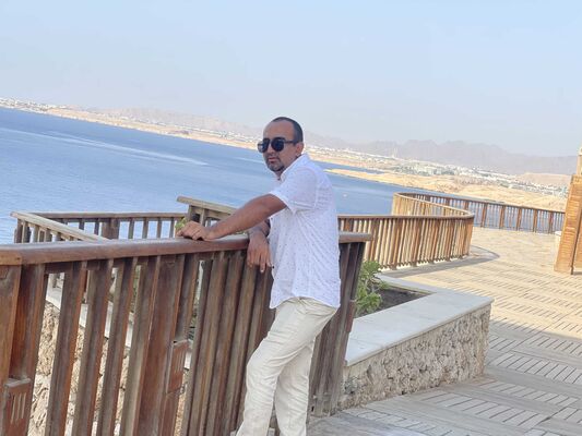  ,   Ali, 40 ,   ,   