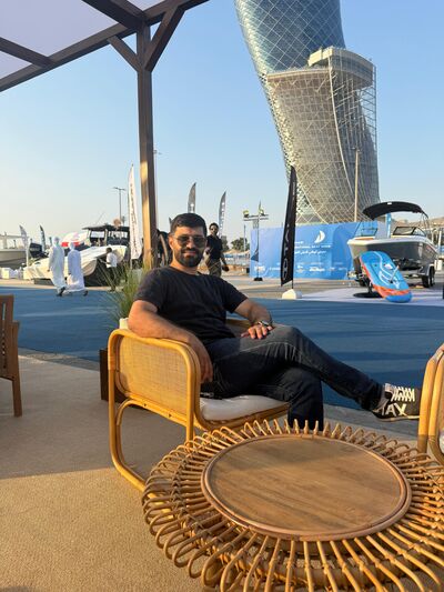  ,   Ruslan, 33 ,   ,   