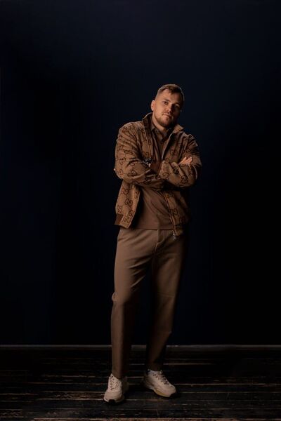  ,   Casdada, 34 ,   ,   