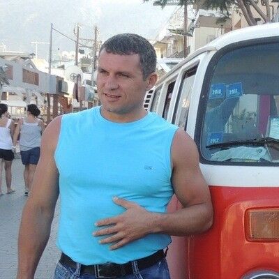  -,   Eduard, 47 ,   ,   , c , 