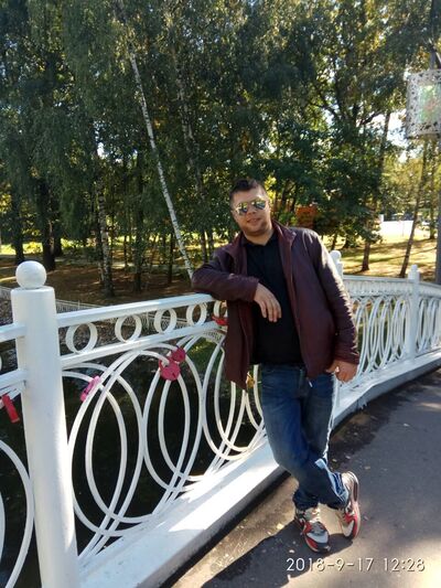  ,   Denis, 33 ,   ,   
