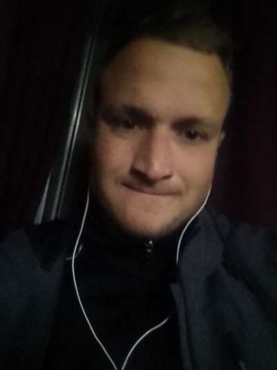  ,   Sergio, 24 ,   ,   