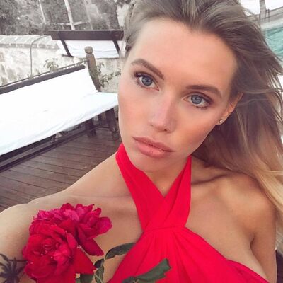  ,   Lada, 26 ,   ,   , c , 