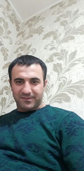  ,   Emil, 40 ,   ,   