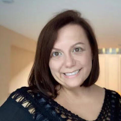  ,   Maria, 46 ,  