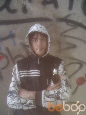  958696  Denis, 32 ,    