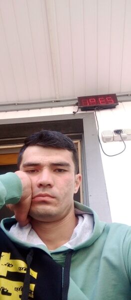  ,   Ravshan, 32 ,   c 