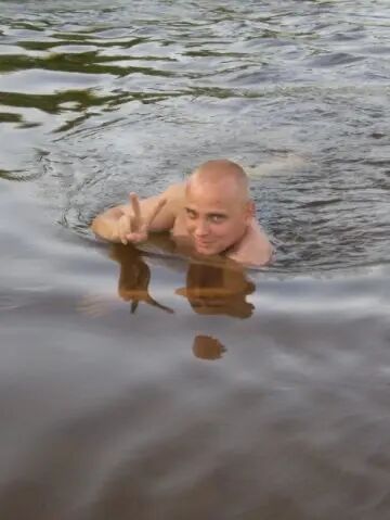  28975896  , 44 ,    -