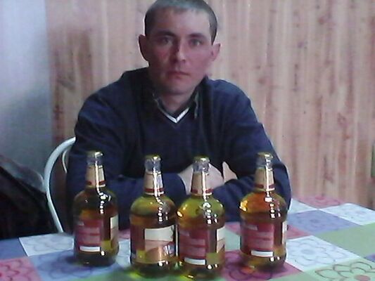  -,   Andrei, 40 ,   