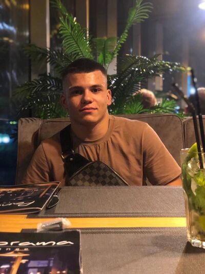  ,   Den, 21 ,   ,   