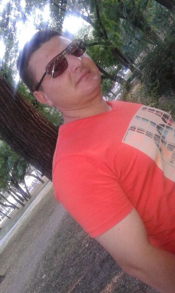  ,   Artiom, 36 ,   ,   , c 