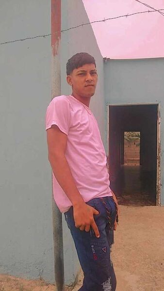  ,   Jhonatan, 24 ,   ,   