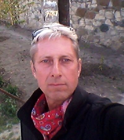  ,   Robert, 57 ,  