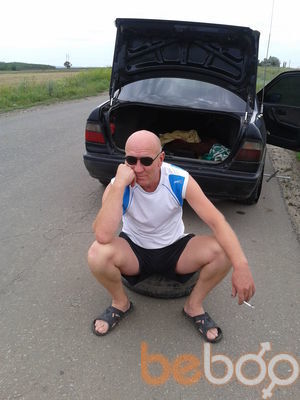  3893066  Viktor, 63 ,    