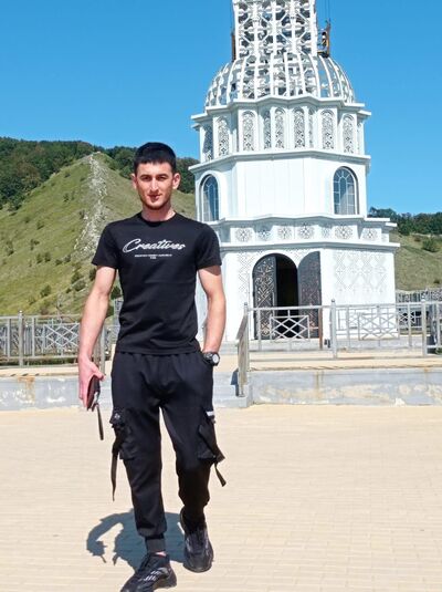  ,   Komiljon, 25 ,   ,   