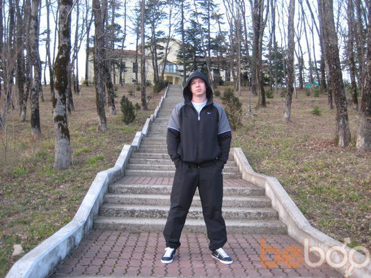  ,   Nik, 41 ,   