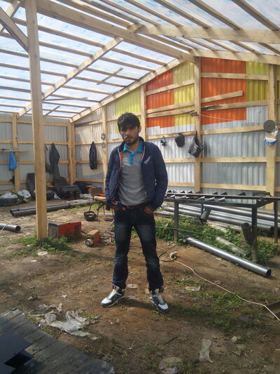  -,   Nasir, 37 ,   ,   , c 