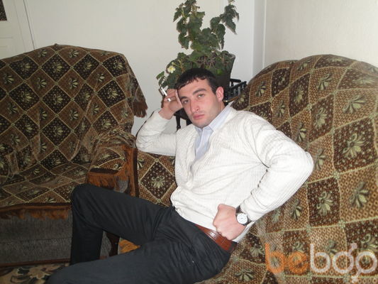  ,   Armyan, 36 ,   