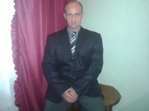  ,   Andrei, 37 ,     , c , 