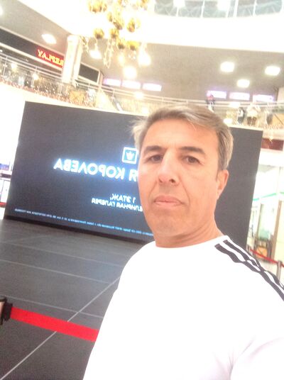  ,   Mona, 47 ,   c 