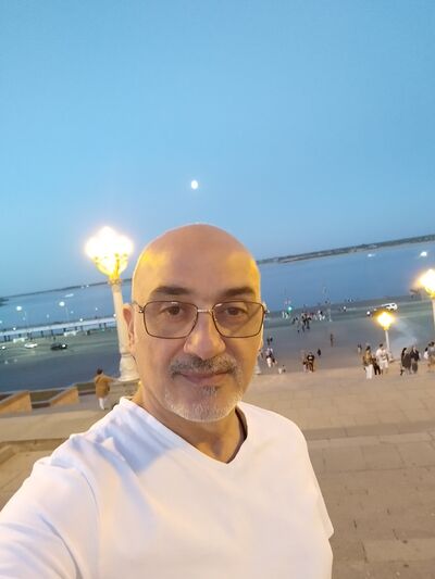  ,   Iskandar, 53 ,   ,   