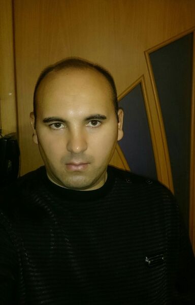  ,   Alex, 41 ,   