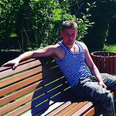  ,   Nikolay, 29 ,  