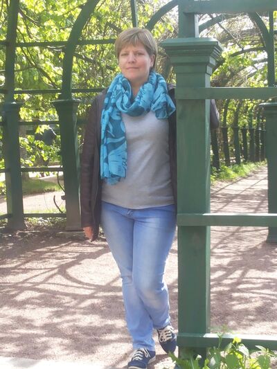  ,   Marina, 57 ,     , c 