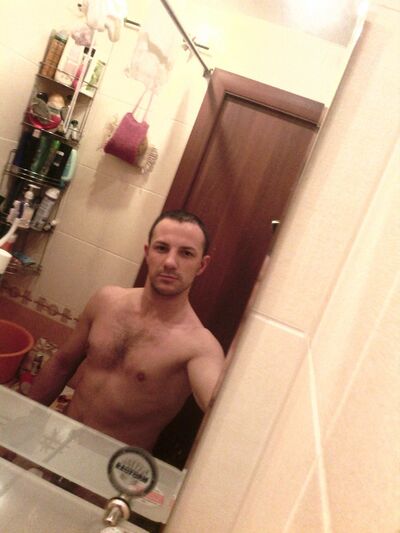  -,   Roman, 41 ,   