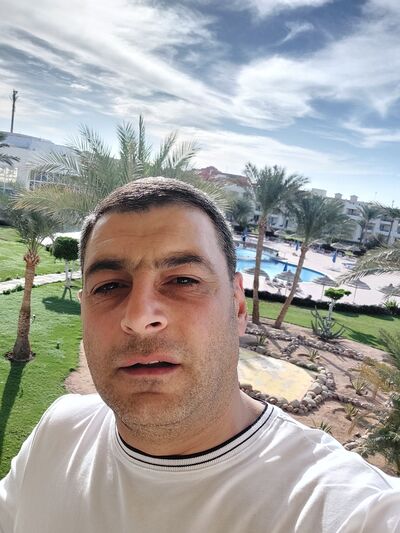  ,   Tiko, 44 ,   ,   