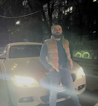  ,   Kamil, 36 ,   ,   