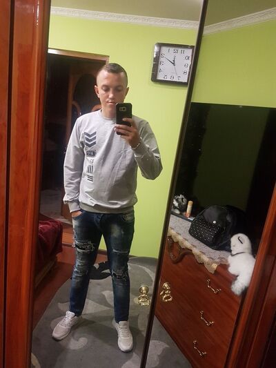  ,   Misa, 25 ,   ,   , c , 