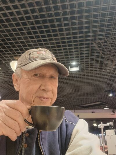  ,   Leonid, 63 ,   ,   , c 