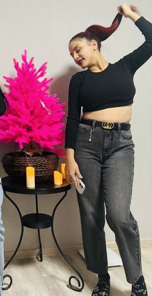   ,   Ana, 20 ,   ,   