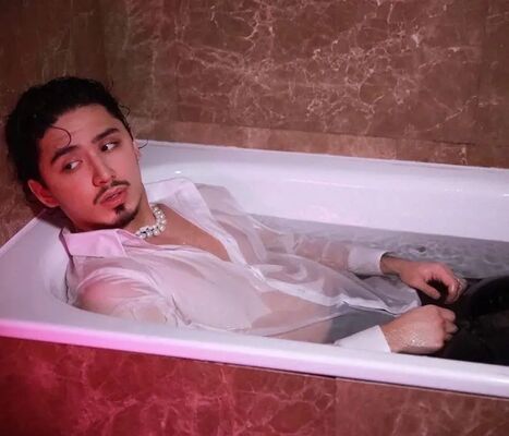  ,   Arsen, 24 ,   ,   