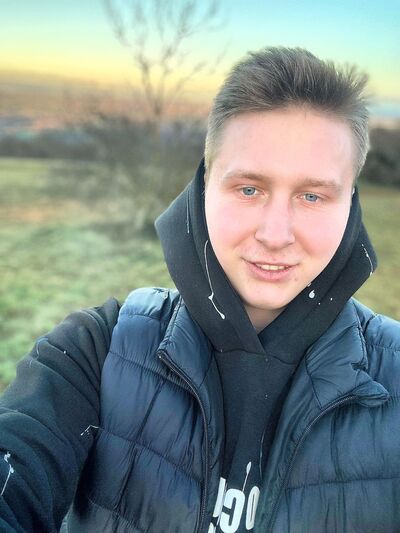  Bois-Colombes,   Alexandru, 25 ,   ,   
